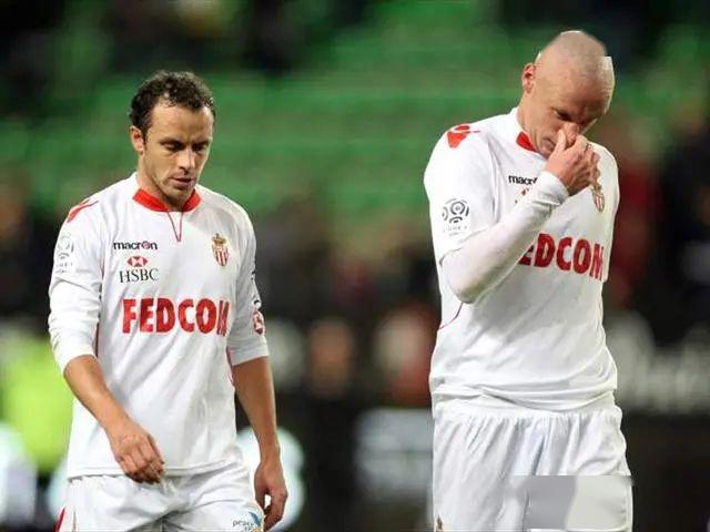  摩纳哥青春风暴席卷法甲，年轻阵容展露锋芒